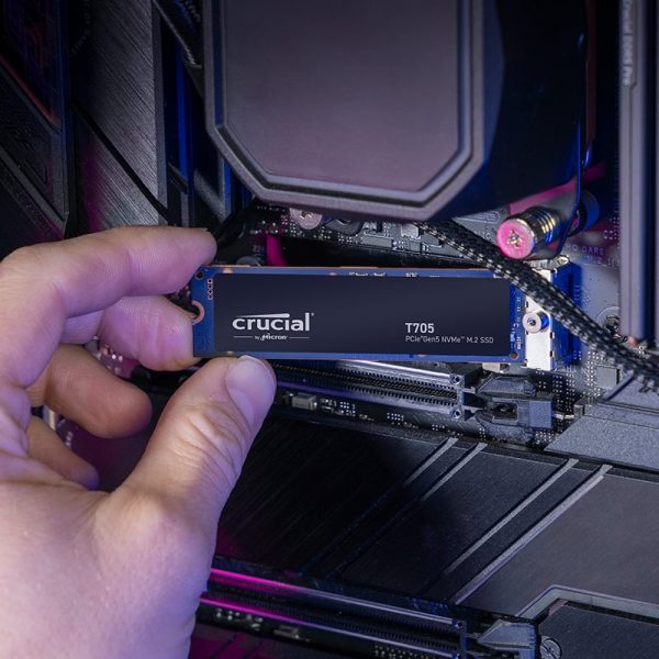 Crucial T705 1TB M.2 NVMe Gen5 NAND SSD - Image 3
