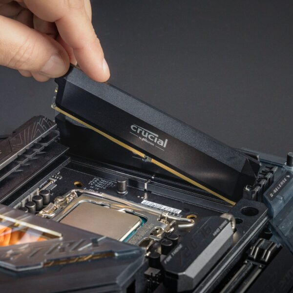 Crucial Pro Overclocking 32GB 6400Mhz DDR5 Desktop Memory Black - Image 4
