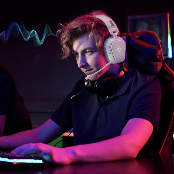 Redragon H868 RGB Wireless Headset White - Image 4